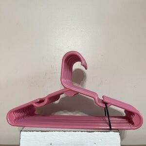 Set Of 20 Pink Plastic Child Hangers